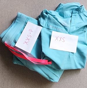 Figs baby blue scrubs set xxs-petite joggers/xxs Rafaela top